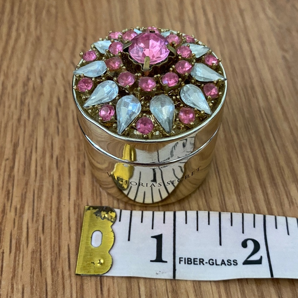 ❤️ Victorias Secret Rhinestone Case - Picture 5 of 7